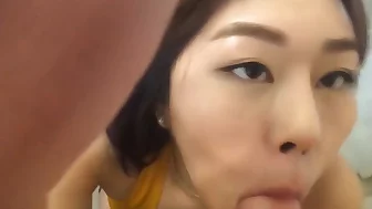 KoreaRose_Korean-Girl-Cute-Bathroom-Blowjob 2