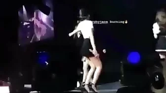 Jennie dance hot