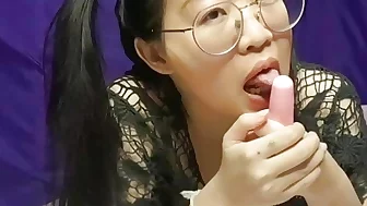 Super sexy cute Asian girl show her body and play with her vibrator