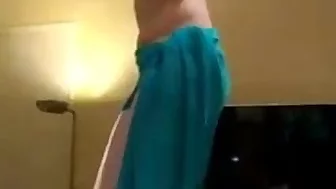 Girlfriend dancing nude